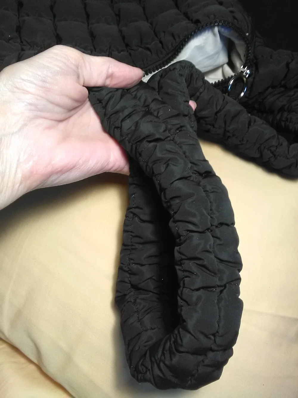 LK.NEW Black Quilted Shoulder Bag LARGE SOFT OUTER ZIPPER PKTS.